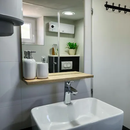 Apartment Ana 10 Min. Hoda Od Centra Trogira *